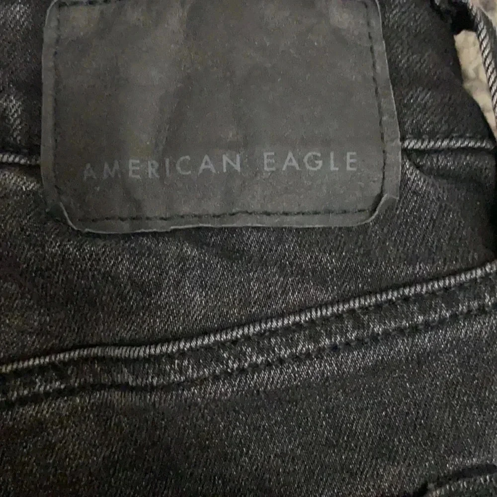 NWOT American Eagle AirFlex Patched Jeans Size 28